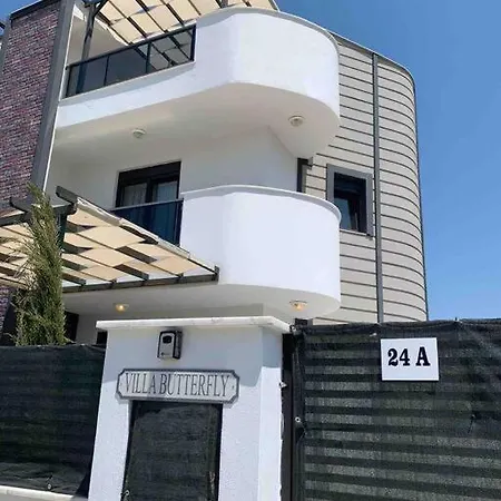 Butterfly Modern 3 Bed Private Pool